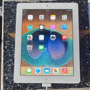 Apple Tablet - White Frame